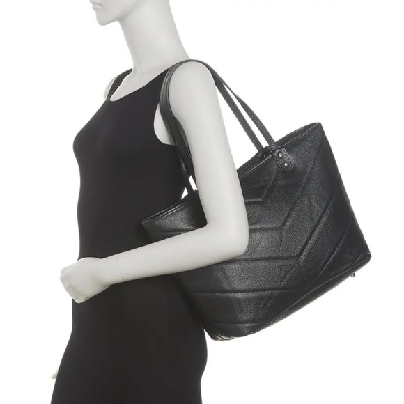 Persaman New York Handbags - NWOT • Persaman New York Lucy Tote